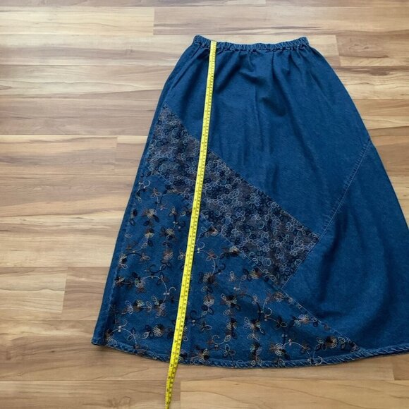 NU Construction USA Patchwork Embroidered Pull On Denim Skirt XL Cottage Core - Picture 5 of 9